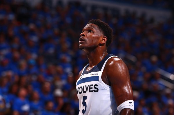 Jefferson: If Huazi wants to go further, he has to practice back-and-shooting. Look at Kocho Janka’s wings.